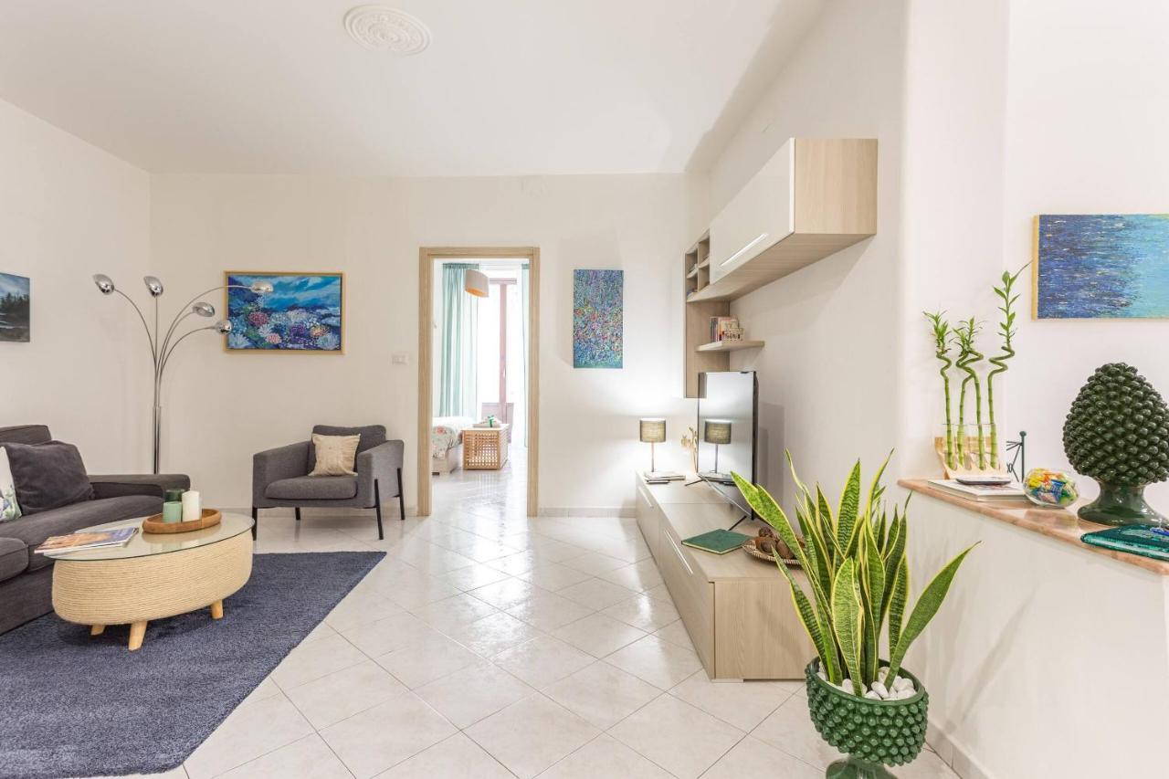 Green Apartment คาตาเนีย ภายนอก รูปภาพ